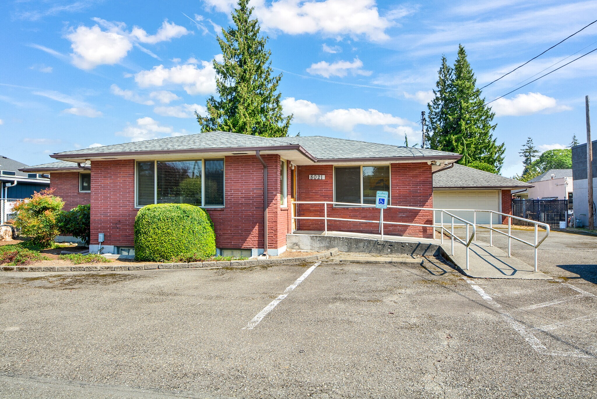 8021 State Ave, Marysville, WA à vendre Photo de l’immeuble– Image 1 sur 20