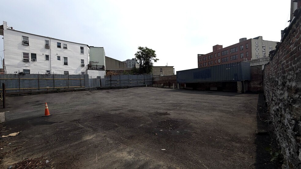 430-440 Timpson Pl, Bronx, NY à louer - Photo de l’immeuble – Image 3 sur 7