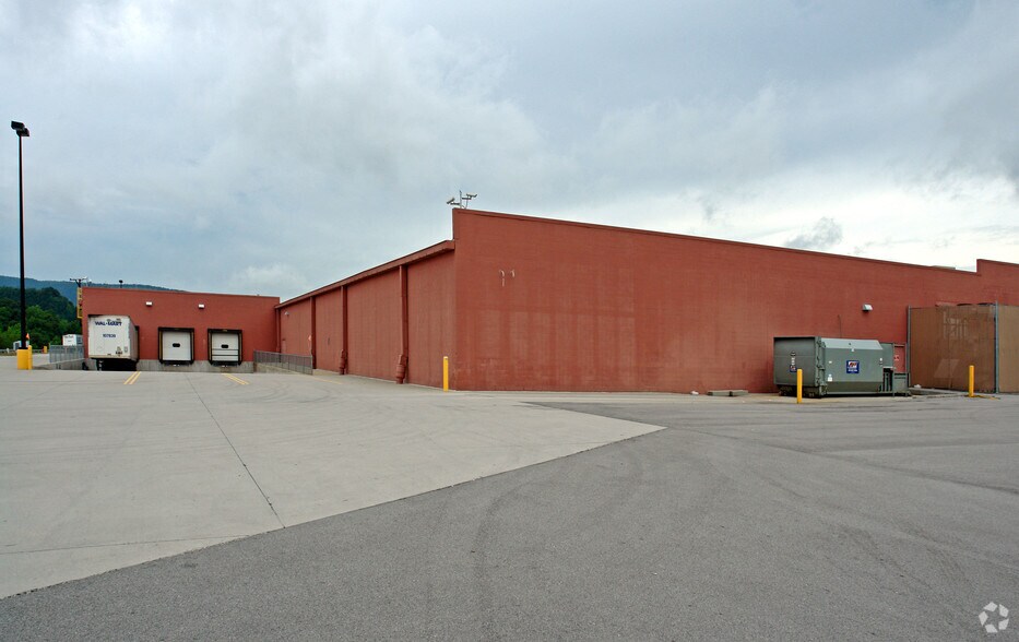 3450 Cummings Hwy, Chattanooga, TN à louer - Photo de l’immeuble – Image 3 sur 6