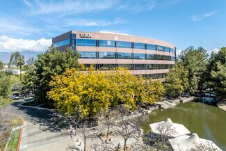 Plus de détails pour 650 E Hospitality Ln, San Bernardino, CA - Bureau à louer