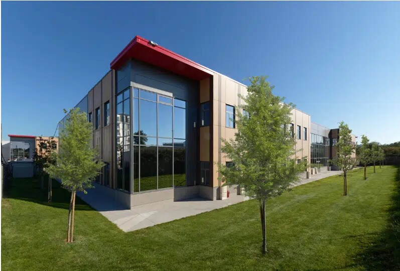 Industriel/Logistique dans Le Blanc-Mesnil à louer Photo de l’immeuble– Image 1 sur 11