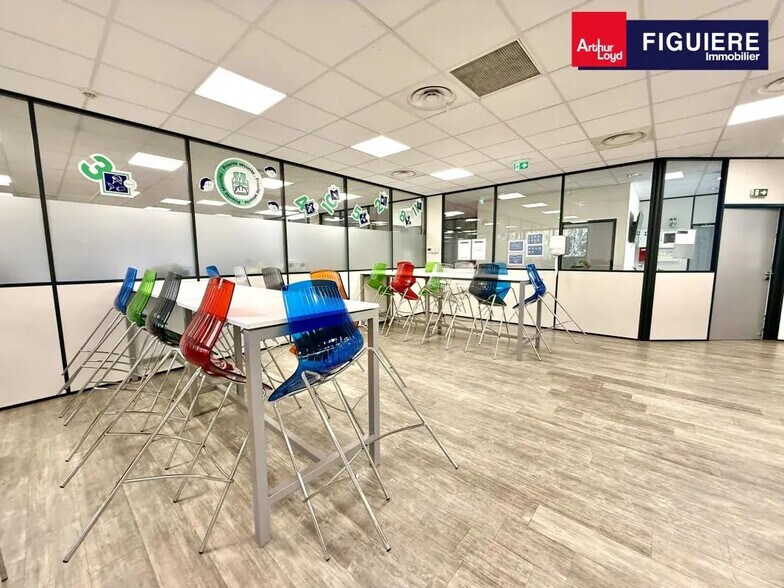 Bureau dans Aix-en-Provence à louer - Photo de l’immeuble – Image 2 sur 15