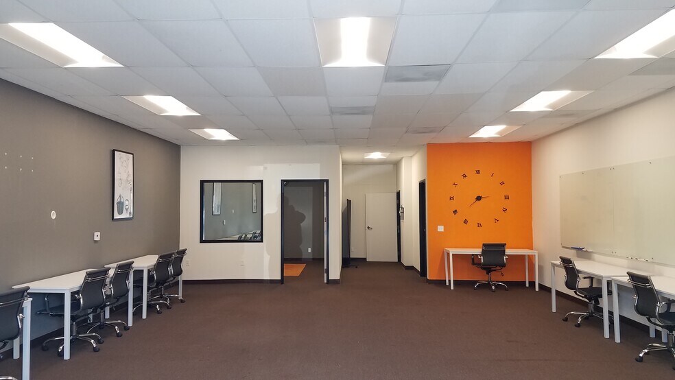 2840-2850 E Foothill Blvd, Pasadena, CA à louer - Photo de l’immeuble – Image 2 sur 8