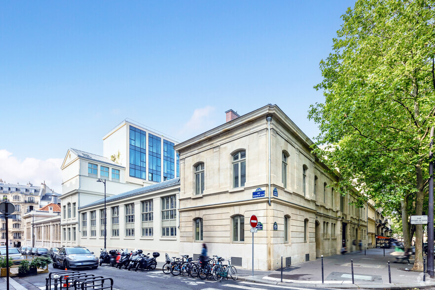 Espace de coworking dans Paris à louer - Photo de l’immeuble – Image 2 sur 2