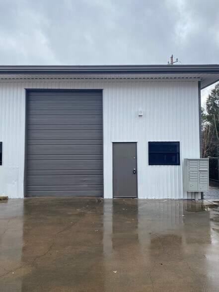 1740 Elmview Dr, Houston, TX à louer - Photo de l’immeuble – Image 2 sur 2