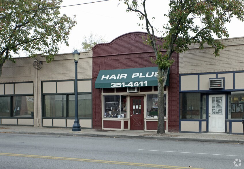 6201-6205 Montgomery Rd, Cincinnati, OH à louer - Photo de l’immeuble – Image 2 sur 3