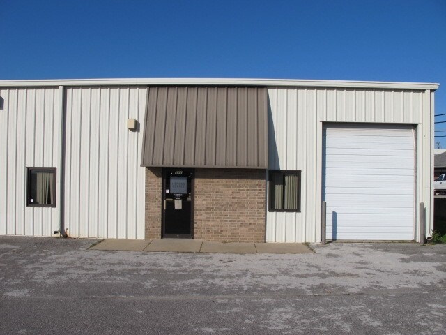 611 N Washington Ave, Springfield, MO à louer - Photo de l’immeuble – Image 2 sur 2