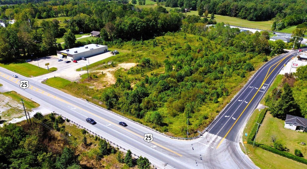 5709 S US Highway 25, Lily, KY à vendre - Aérien – Image 2 sur 9