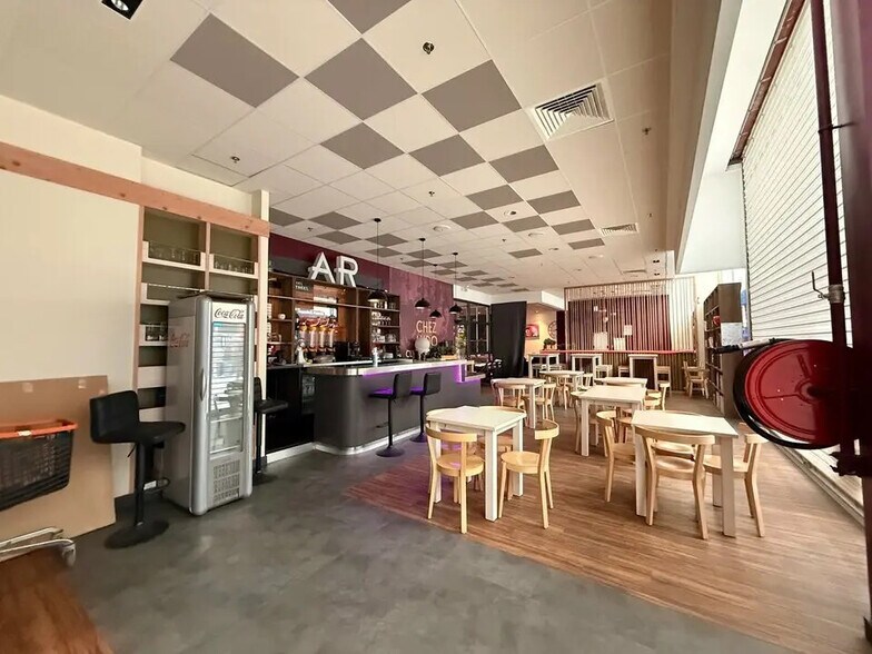 Local commercial dans Beauvais à louer - Photo intérieure – Image 3 sur 5