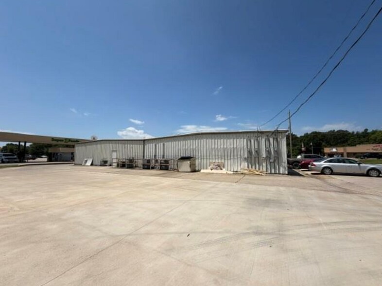 1009 N Hervey St, Hope, AR à vendre - Photo de l’immeuble – Image 2 sur 10