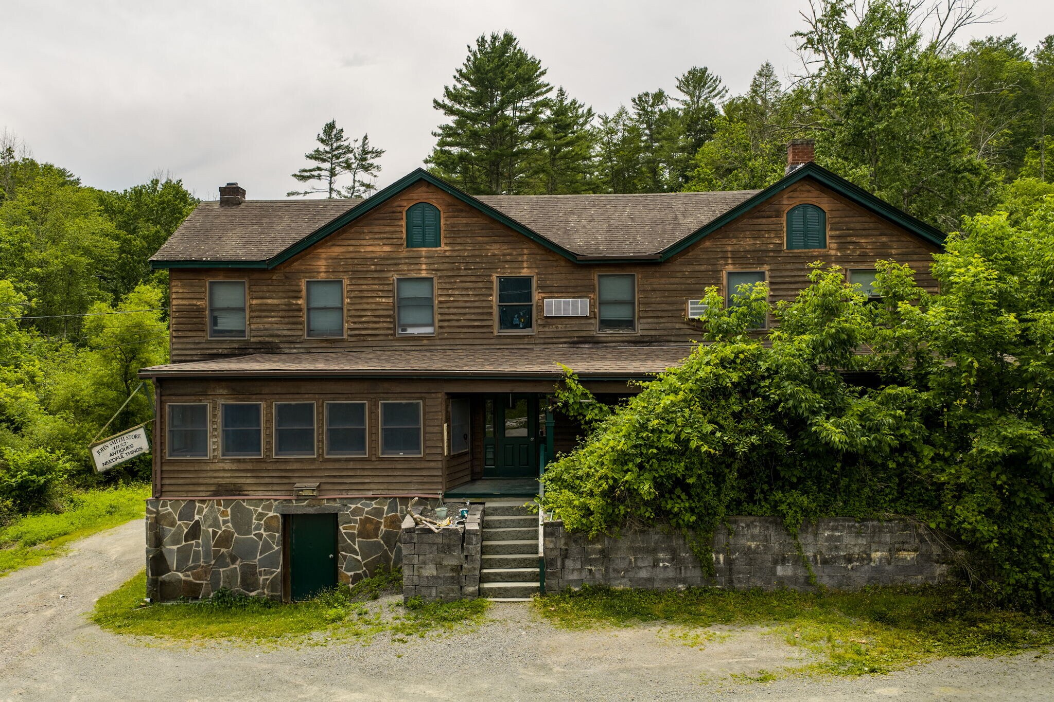 696 PA-590, Lackawaxen, PA à vendre Photo principale– Image 1 sur 44