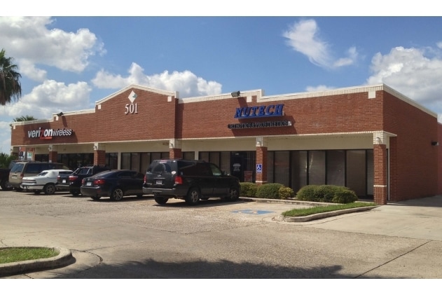 501 N Ed Carey Dr, Harlingen, TX à louer Photo principale– Image 1 sur 2