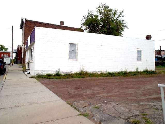 212 W 7th St, Neillsville, WI à vendre - Photo principale – Image 1 sur 38