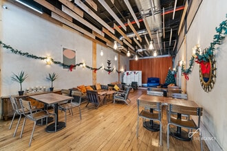 34-39 31st St, Long Island City, NY à louer Photo intérieure– Image 2 sur 4