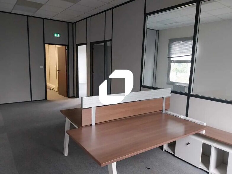 1 Rue Alfred De Vigny, Saint-Germain-en-Laye à louer - Photo de l’immeuble – Image 2 sur 14