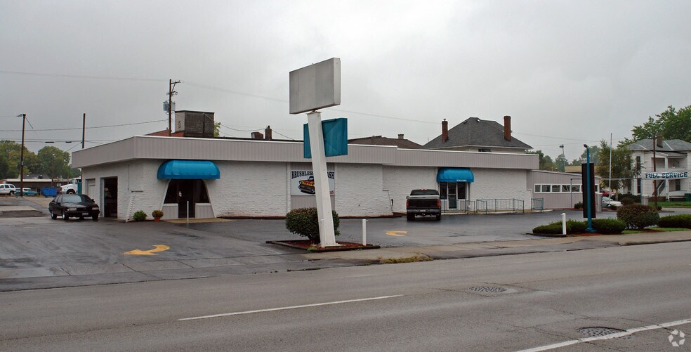 927 W Columbia St, Springfield, OH à vendre - Photo de l’immeuble – Image 2 sur 26