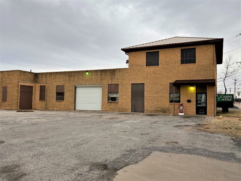 906 E Broadway St, Sweetwater, TX à vendre - Photo de l’immeuble – Image 2 sur 3