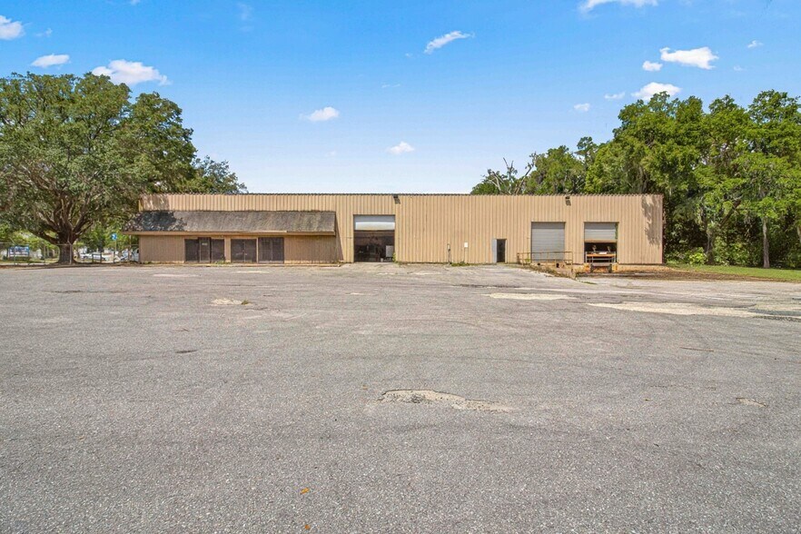 1031 NE 16th St, Ocala, FL à vendre - Photo de l’immeuble – Image 2 sur 35