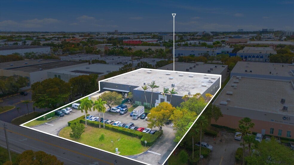 10880 NW 30th St, Doral, FL à louer - Aérien – Image 3 sur 39