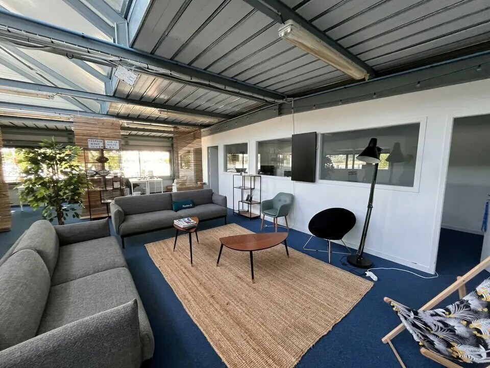 Bureau dans Vannes à louer Photo de l’immeuble– Image 1 sur 3