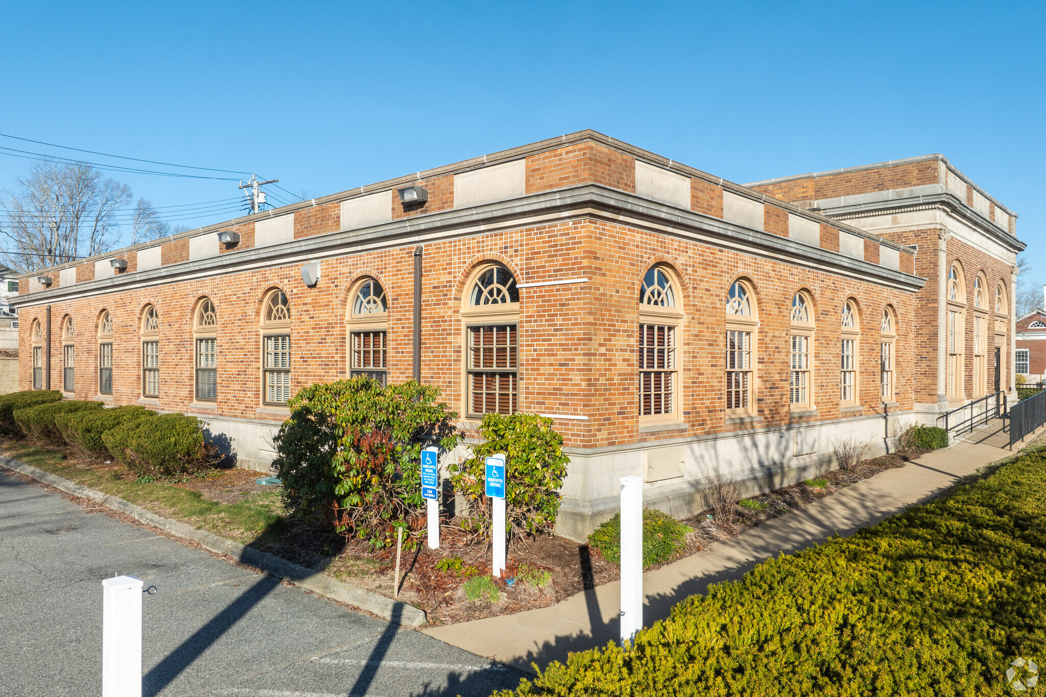 226 Main St, Wareham, MA à louer Photo principale– Image 1 sur 6