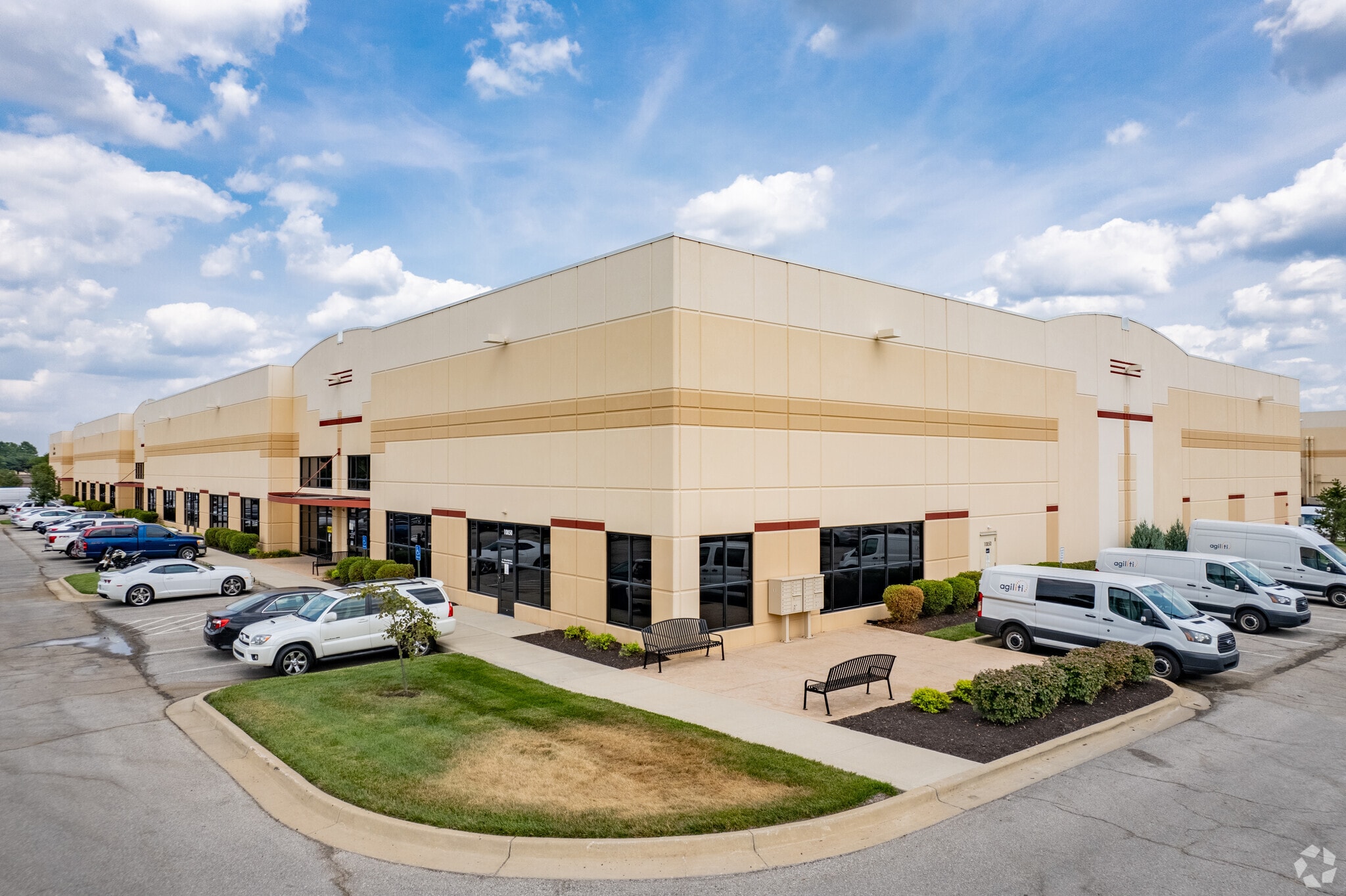 10846-10890 Strang Line Rd, Lenexa, KS à louer Photo principale– Image 1 sur 6