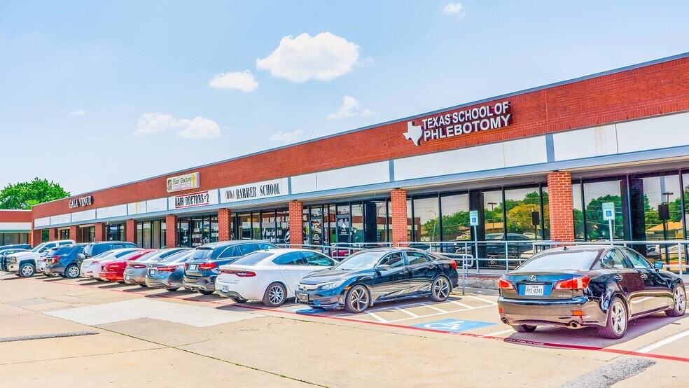 2715-2785 Alta Mesa Blvd, Fort Worth, TX à louer - Photo de l’immeuble – Image 2 sur 8