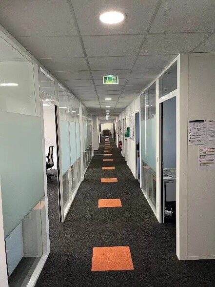 Avenue Du Général Leclerc, Viroflay à vendre - Photo intérieure – Image 3 sur 5