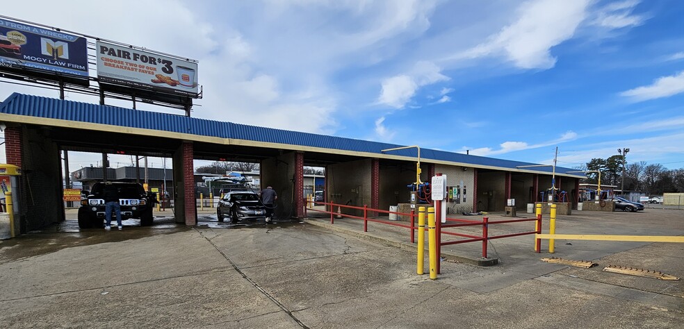 4954 Summer Ave, Memphis, TN à vendre - Photo de l’immeuble – Image 1 sur 9