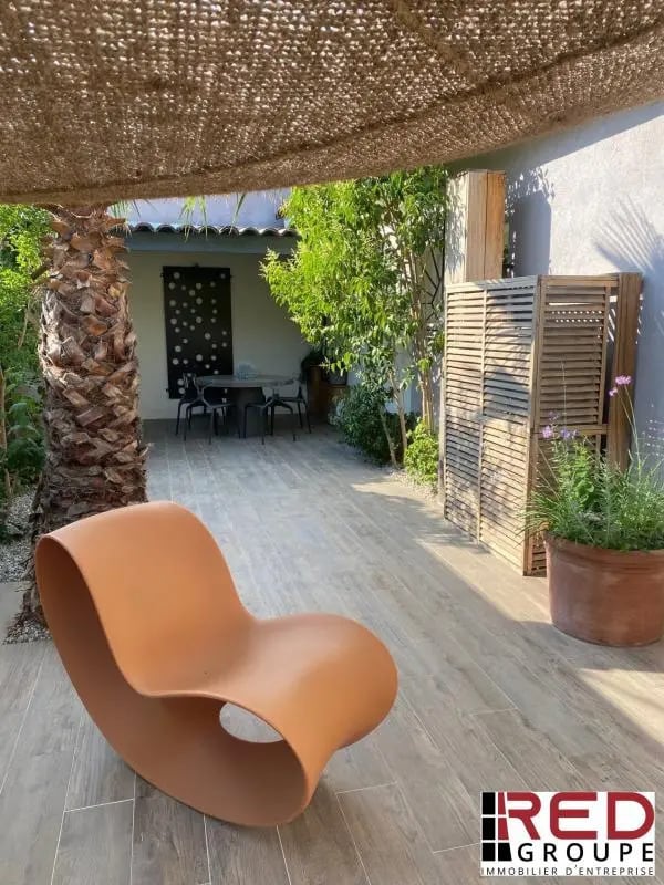 Local d'activités dans Rougiers à vendre Photo de l’immeuble– Image 1 sur 7