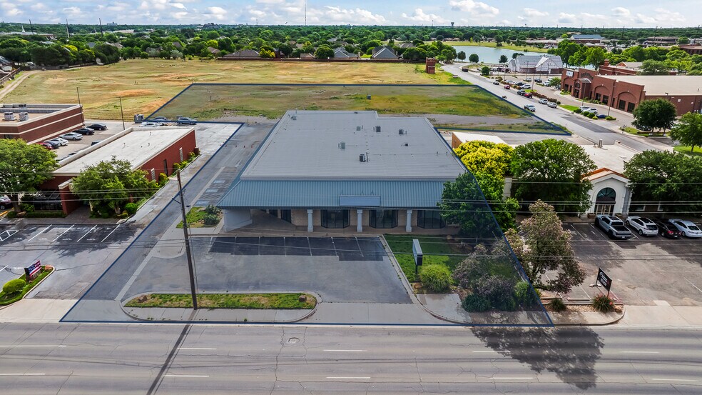 7705 Quaker Ave, Lubbock, TX à vendre - Photo de l’immeuble – Image 2 sur 63