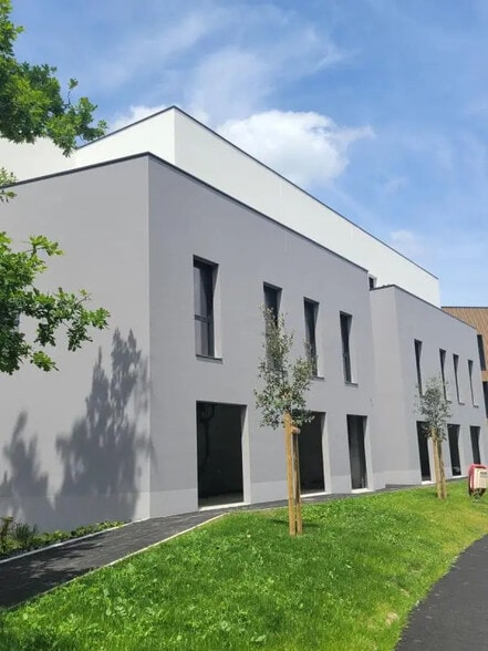 Bureau dans Vannes à louer - Photo de l’immeuble – Image 1 sur 4