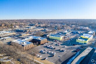 4121 W 83rd St, Prairie Village, KS - VUE AÉRIENNE  vue de carte - Image1