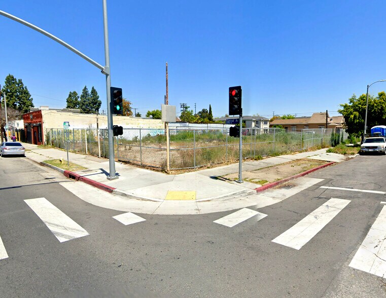 2732 S Central Ave, Los Angeles, CA à vendre - Photo de l’immeuble – Image 2 sur 3