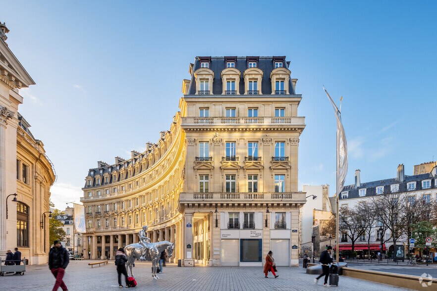 40 Rue Du Louvre, Paris à louer - Photo de l’immeuble – Image 2 sur 13