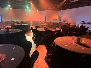 17207 S US Highway 71, Belton, MO à louer Photo intérieure– Image 1 sur 17