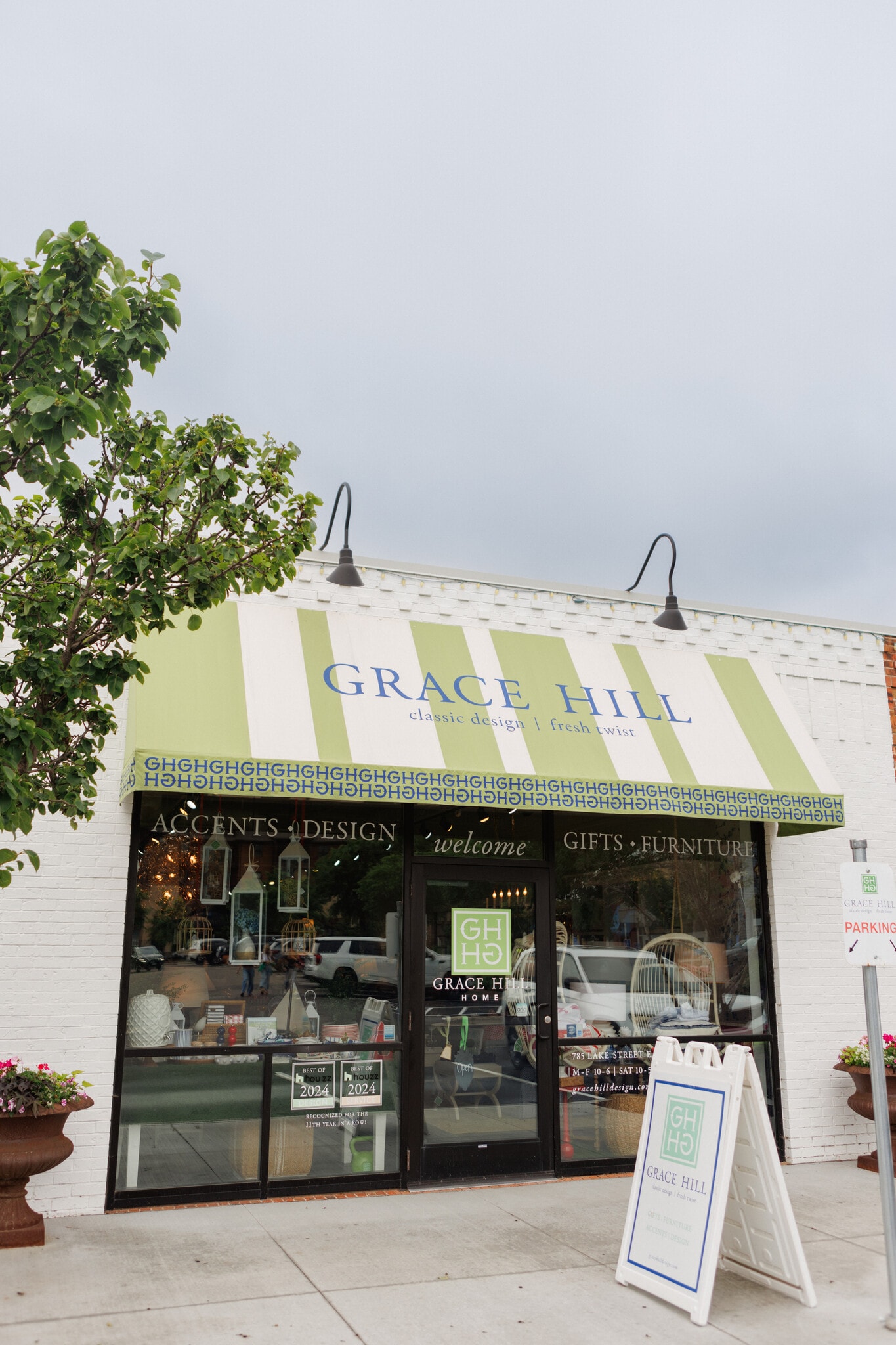 755-795 E Lake St, Wayzata, MN à louer Photo intérieure– Image 1 sur 3