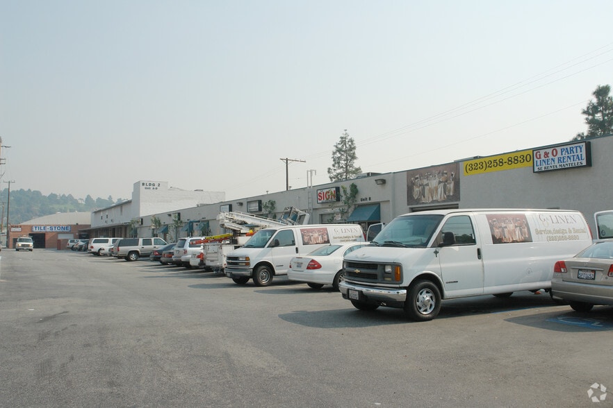3235 N San Fernando Rd, Los Angeles, CA à louer - Photo de l’immeuble – Image 2 sur 8