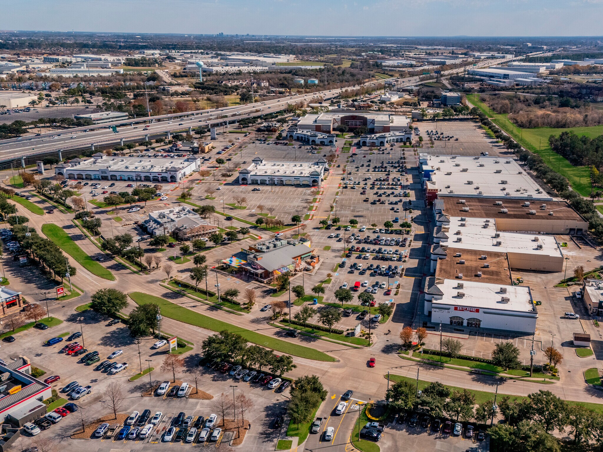 17175-17395 SH 249, Houston, TX à louer Photo principale– Image 1 sur 11
