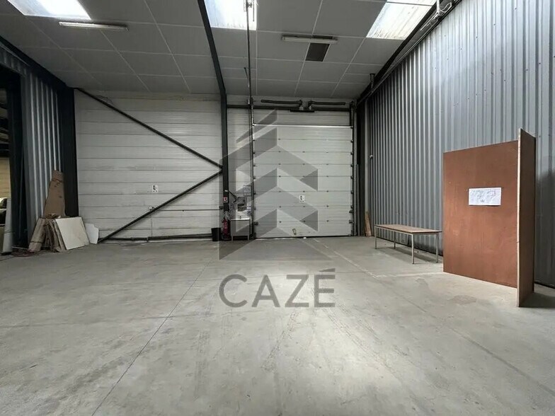 Industriel/Logistique dans Mérignac à louer - Photo de l’immeuble – Image 3 sur 7