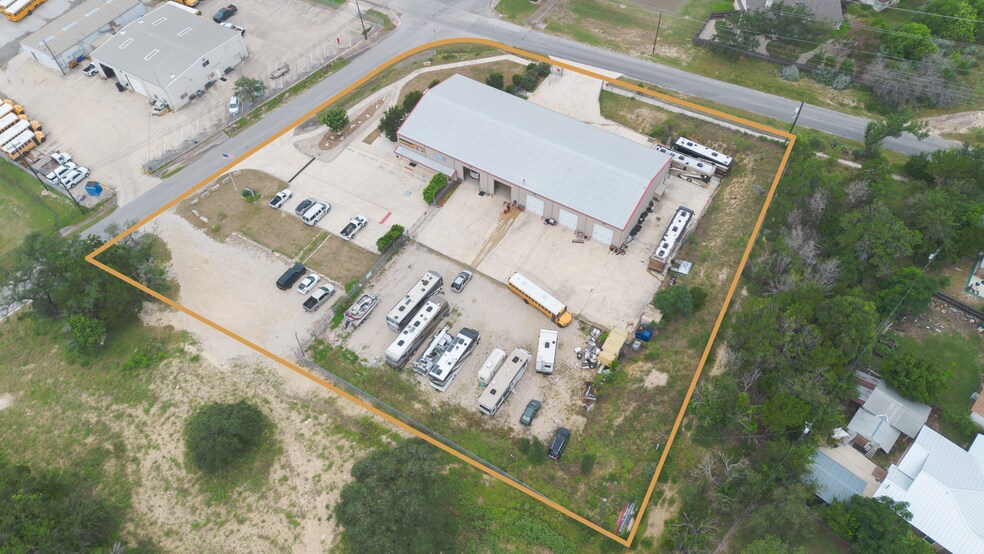 500 Yorktown Blvd, Kerrville, TX à vendre - Photo de l’immeuble – Image 2 sur 11