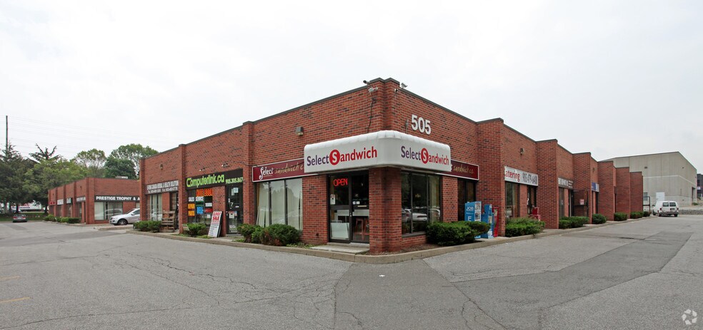 505 Hood Rd, Markham, ON à louer - Photo de l’immeuble – Image 2 sur 2