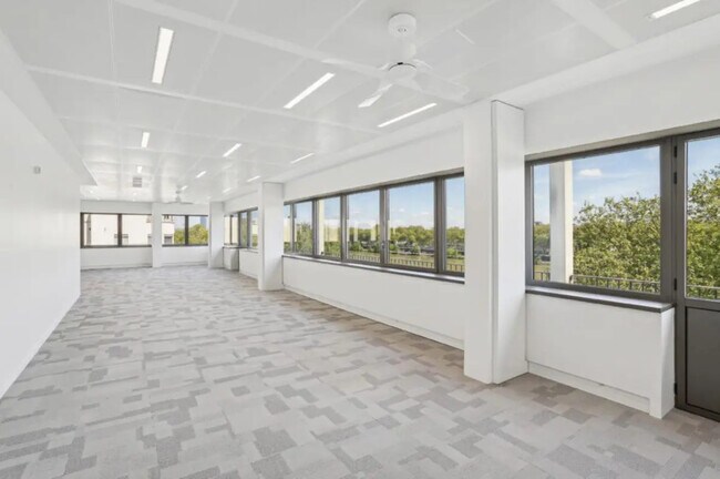 Plus de détails pour 42 Quai Perrache, Lyon - Bureau à vendre
