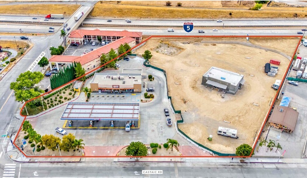 31505 Castaic Rd, Castaic, CA à vendre - Photo de l’immeuble – Image 2 sur 7