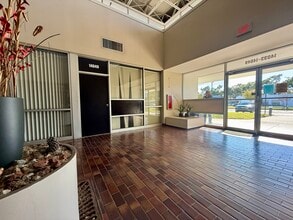 14003-14019 N Dale Mabry Hwy, Tampa, FL à louer Photo de l’immeuble– Image 2 sur 7