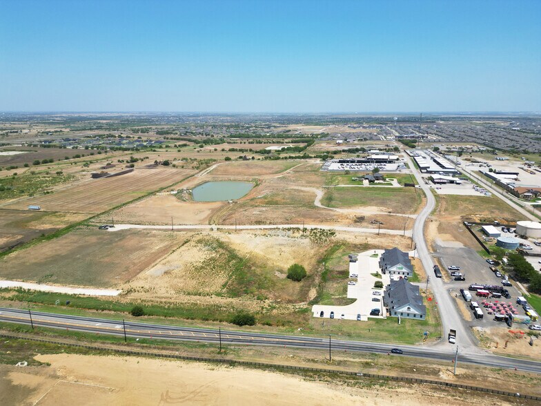 8101 Thompson Rd, Northlake, TX à vendre - Photo de l’immeuble – Image 2 sur 8