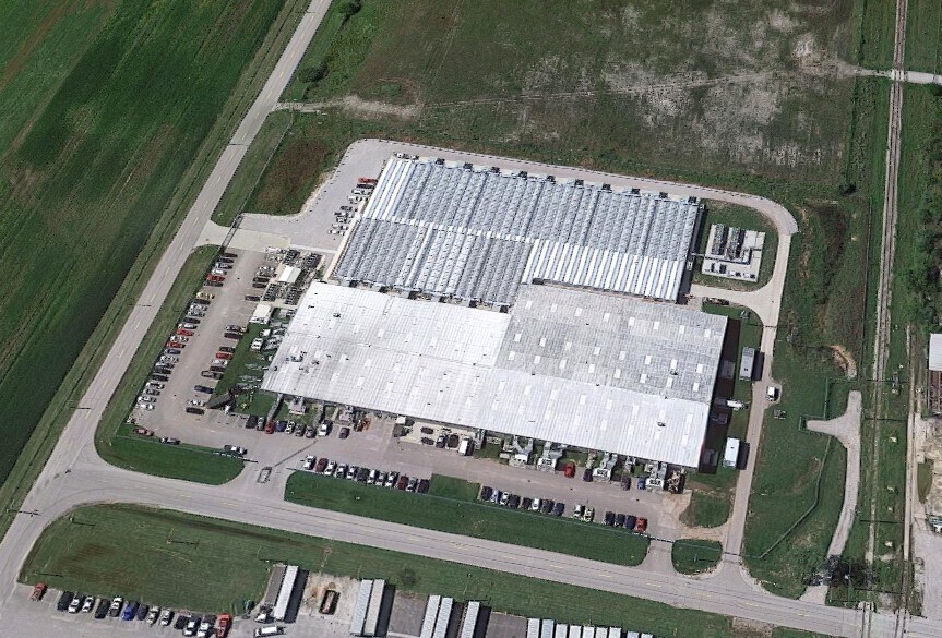 725 Industrial Dr S, Litchfield, IL à vendre - Photo de l’immeuble – Image 1 sur 8