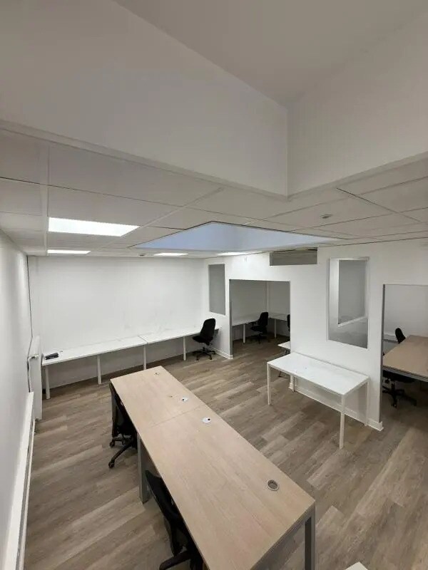 Local commercial dans Paris à louer Photo intérieure– Image 1 sur 14