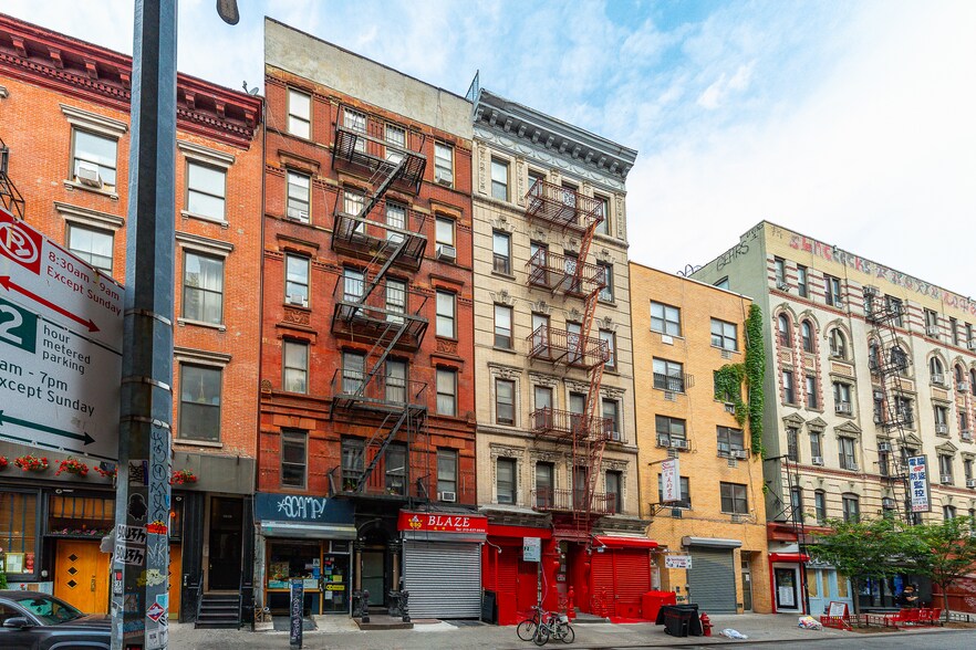 109 Eldridge St, New York, NY à vendre - Photo de l’immeuble – Image 3 sur 14