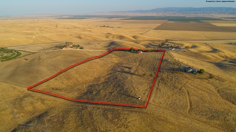 36298 Highway 33, Coalinga, CA à vendre - Photo principale – Image 1 sur 39